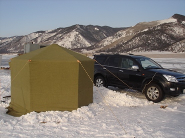Палатка для зимней рыбалки на омуля