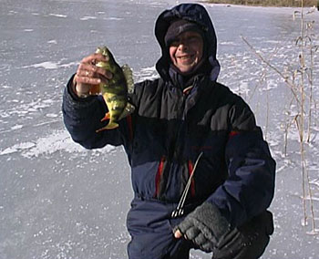 Зимняя рыбалка на водохранилище